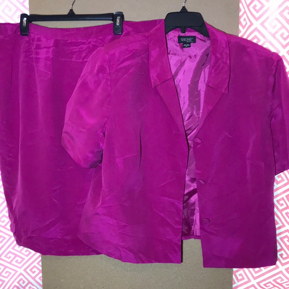 Shomi Woman pink 2 piece skirt set (size 22).